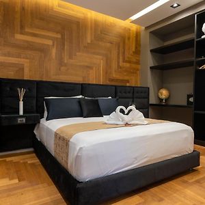 B&Z Luxury